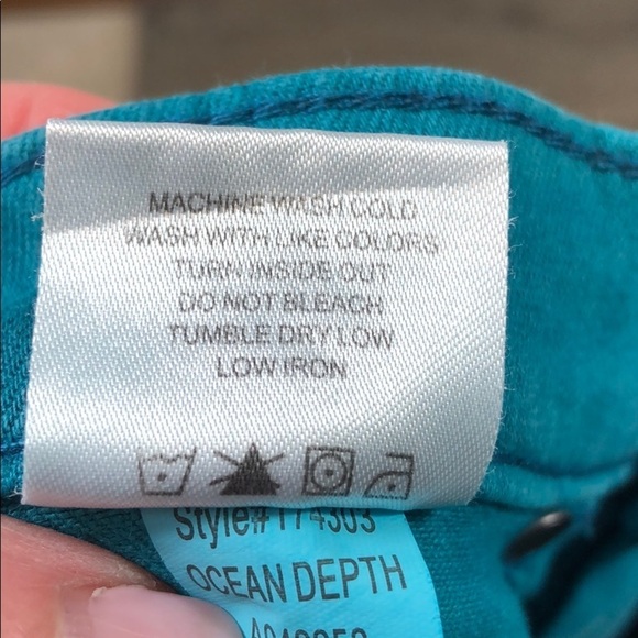 Skinny Jeans Lila Ryan Dyed Stretch Skinny Jeans - Picture 8 of 8